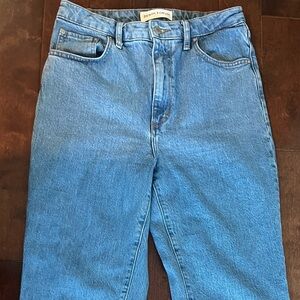 Denim forum size 29 light blue straight leg jeans